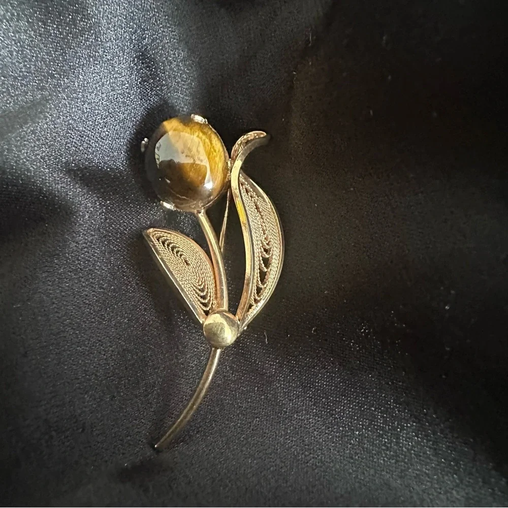 Vintage Tiger’s Eye Leaf Flower Brooch Pin 12/20 Gold Filled